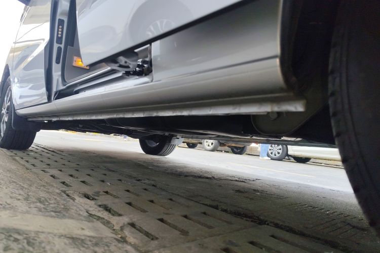 江淮瑞风 瑞风L5 2022款 2.0T 自动商务版局部细节9002