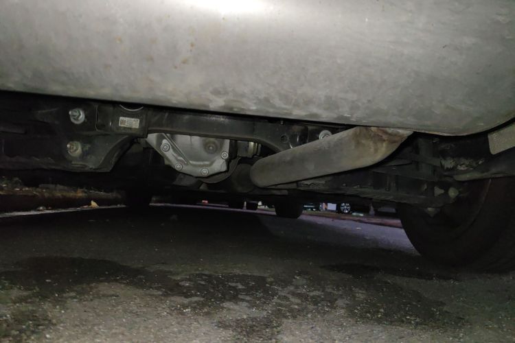 宝马3系 2019款 320Li 时尚型局部细节9009