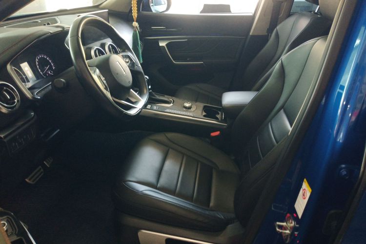 魏牌 VV5 2017款 2.0T 超豪型中控内饰19