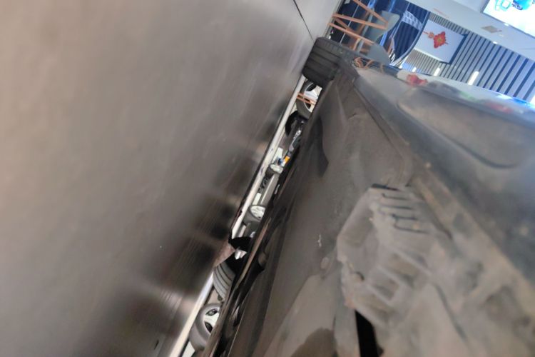 宝马4系 2023款 425i 敞篷M运动套装局部细节9001