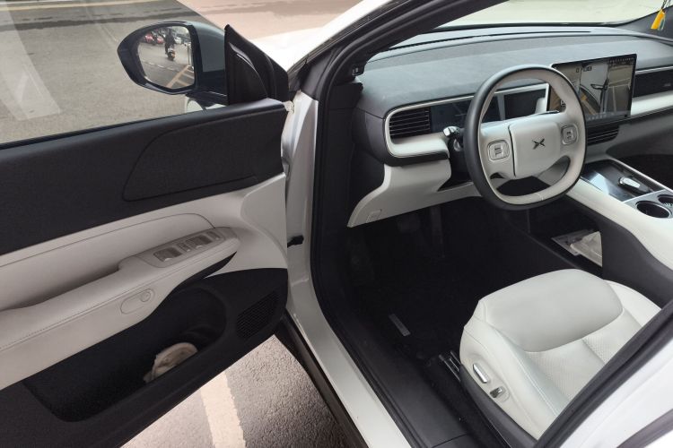 小鹏G6 2023款 580 长续航 Max中控内饰20