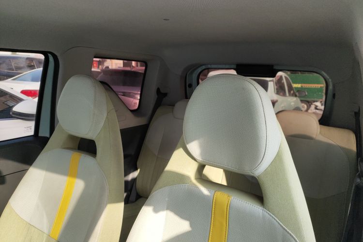 吉利银河 2024款 熊猫mini 200km 耐力熊中控内饰22