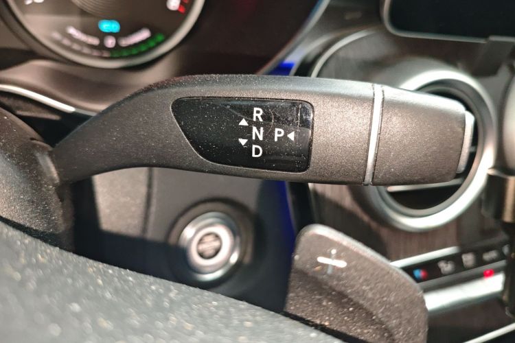 奔驰C级 2019款 C 260 L中控内饰18