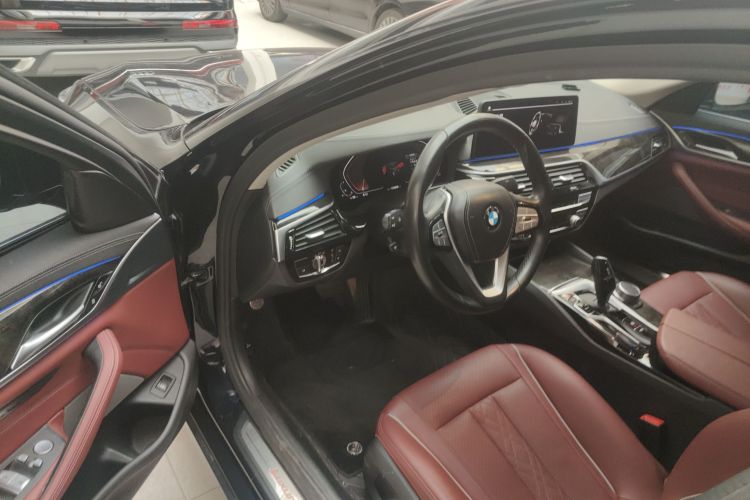 宝马5系 2021款 525Li 豪华套装中控内饰20