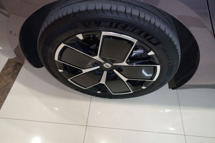 小米汽车 小米SU7 2024款 后驱超长续航高阶智驾Pro版车身外观6002