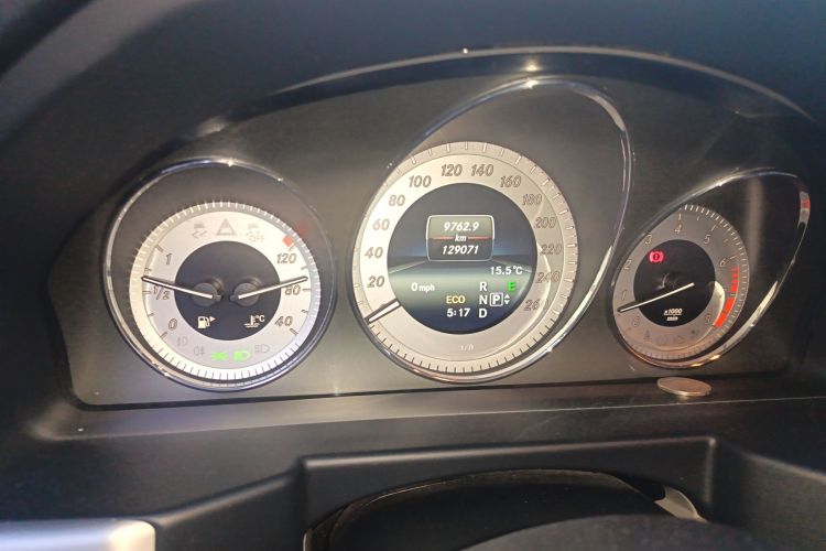 奔驰GLK级 2014款 GLK 260 4MATIC 动感型中控内饰15