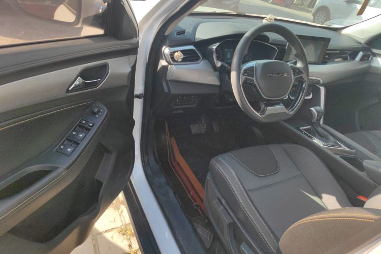 北京汽车 北京X3 2021款 1.5T CVT荣耀版中控内饰20