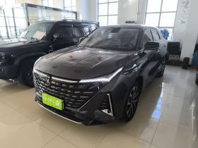 长安UNI-Z新能源 2024款 蓝鲸智电iDD 125km 超越型