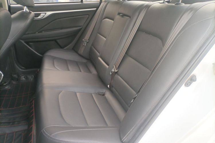 吉利汽车 远景 2018款 1.5L 手动幸福版中控内饰21