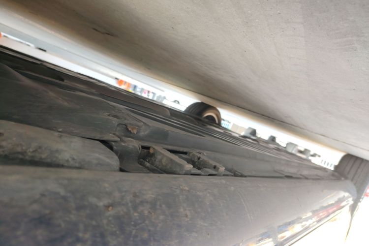 奔驰C级 2015款 改款  C 180 L局部细节9001