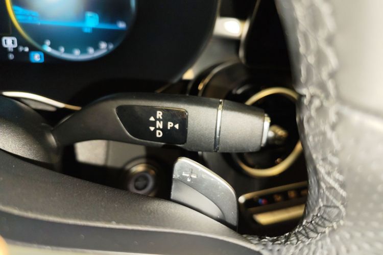 奔驰C级 2020款 C 200 L 时尚型运动版中控内饰18