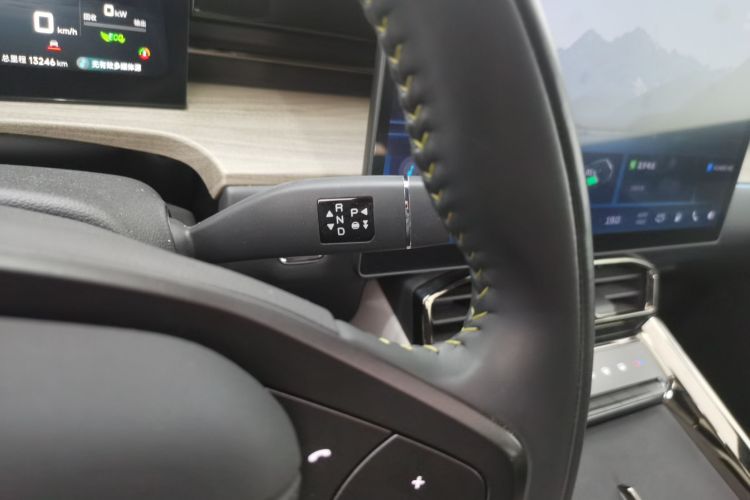 捷途山海L6 2024款 1.5TD DHT MAX中控内饰18