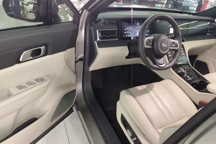 理想汽车 理想ONE 2020款 增程7座版中控内饰20