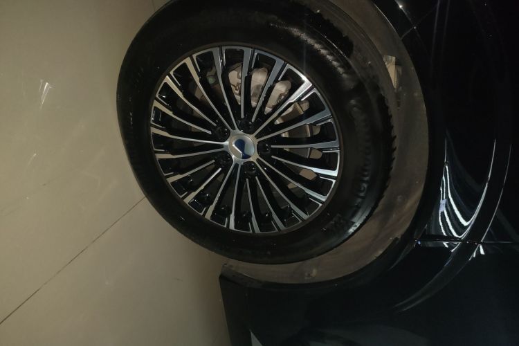 腾势D9 2024款 DM-i 980 四驱尊贵型车身外观6002