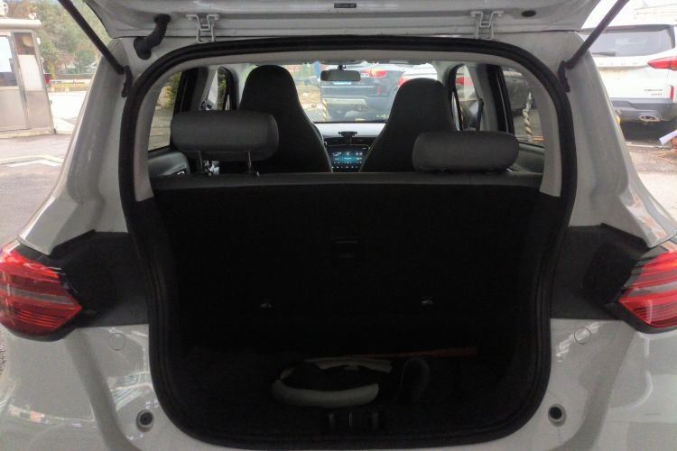 零跑汽车 零跑T03 2025款 310舒享版机舱底盘23