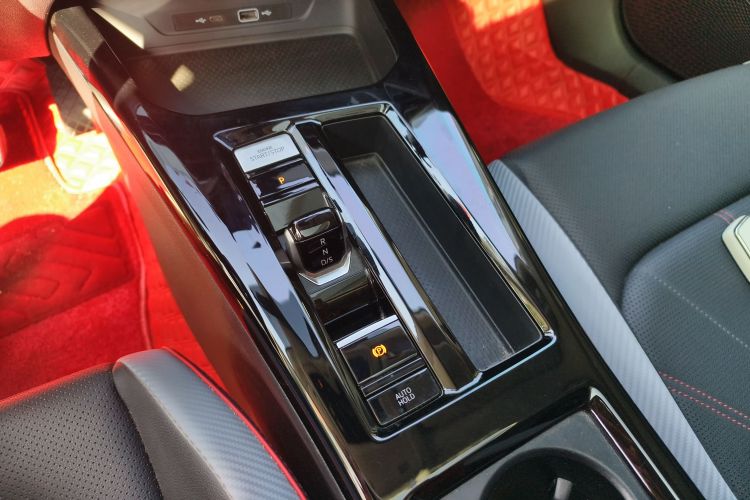 大众 2025款 凌渡L 280TSI DSG炫辣版中控内饰18