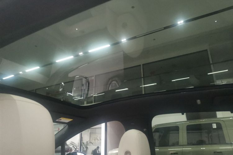 理想汽车 理想i6 2025款 两驱标准型中控内饰22