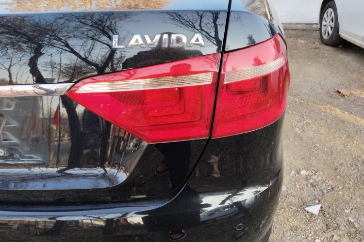 大众 朗逸 2013款 改款经典 1.6L 手动舒适版车身外观6006