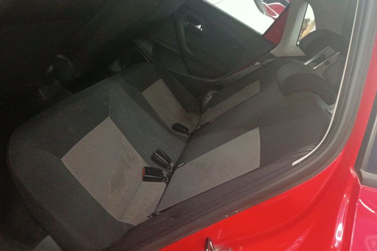 大众 Polo 2016款 1.4L 自动风尚型中控内饰21