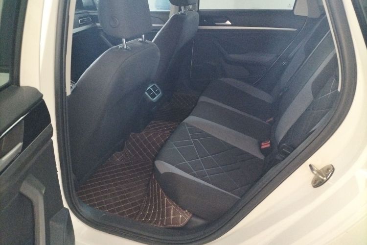 大众 朗逸 2023款 1.5L 自动得逸版中控内饰7004