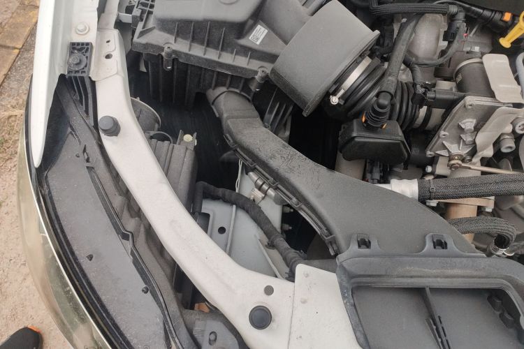 别克 英朗 2019款 15T 双离合进取型 国VI局部细节9006