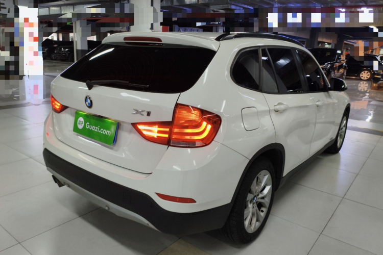 宝马X1 2014款 sDrive18i 时尚型车身外观7