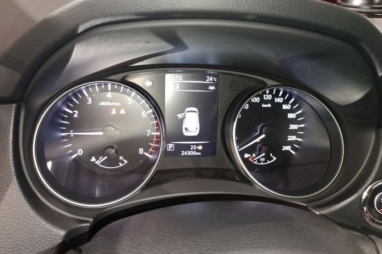 日产 逍客 2021款 2.0L CVT豪华版中控内饰14