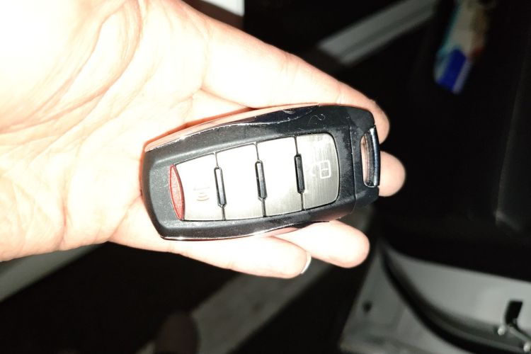 哈弗H6 2022款  第三代 1.5T 自动两驱Supreme+中控内饰11