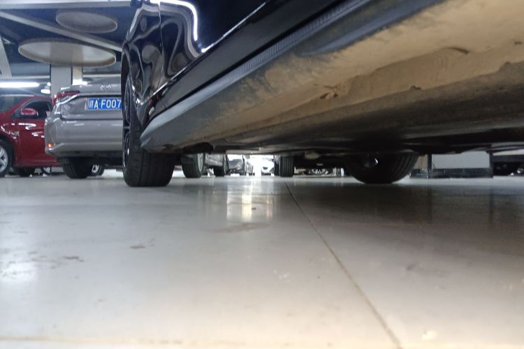 长安UNI-V 2023款 1.5T 尊贵型局部细节9001