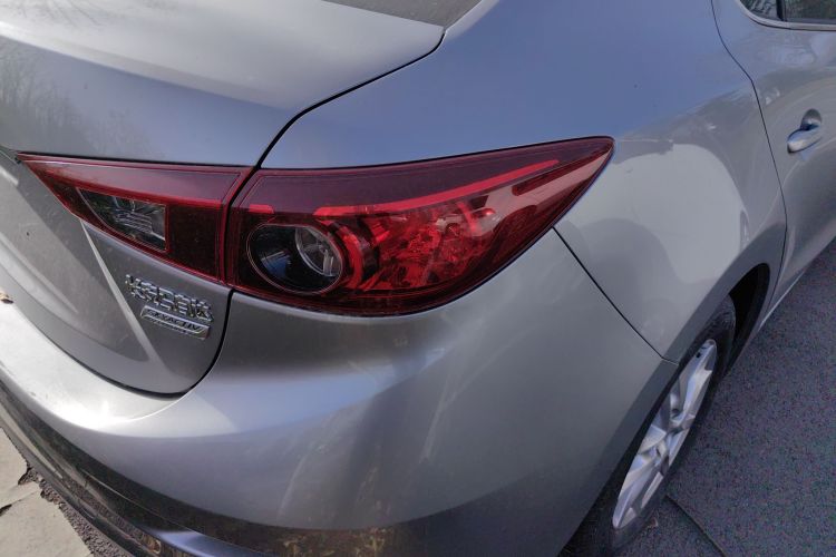 马自达3 昂克赛拉 2016款 三厢 1.5L 手动舒适型车身外观9