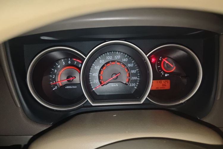 日产 轩逸 2016款 经典 1.6XE 自动舒适版中控内饰14