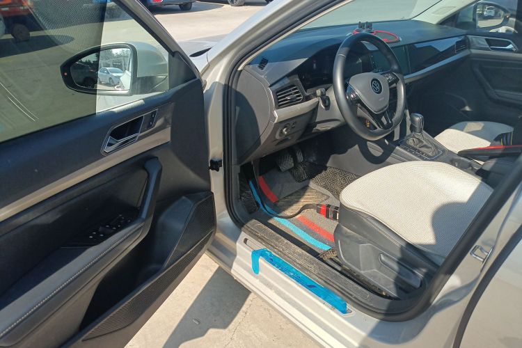 大众 朗逸 2022款 280TSI DSG舒适版中控内饰7003