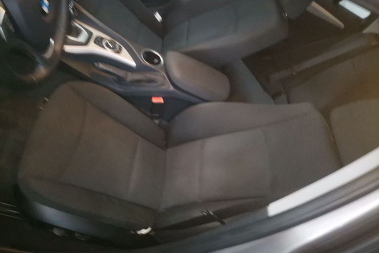 宝马X1 2014款 sDrive18i 时尚型中控内饰19