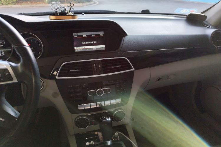 奔驰C级 2013款 C 180 CGI 经典型局部细节16