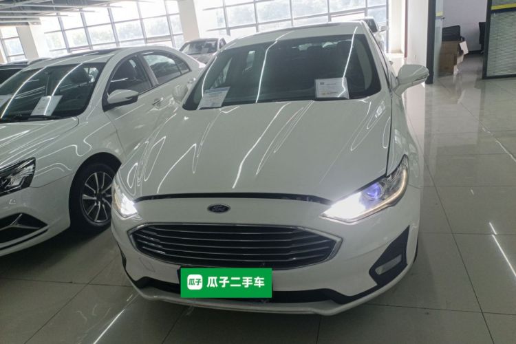 福特 蒙迪欧 2018款 EcoBoost 180 智控时尚型 国V车身外观6001