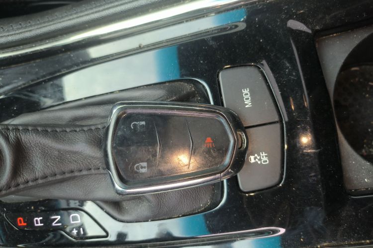 凯迪拉克ATS-L 2014款 25T 舒适型中控内饰11