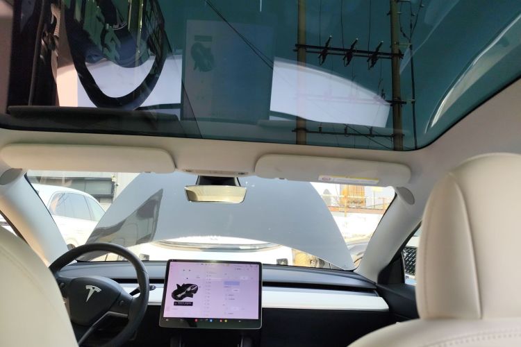 特斯拉 Model 3 2020款 标准续航后驱升级版中控内饰22