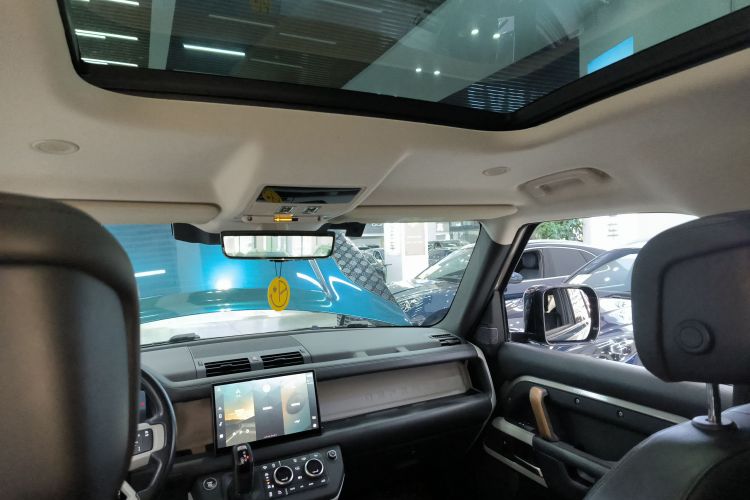 路虎卫士 2022款 110 P400 X-DYNAMIC HSE局部细节22