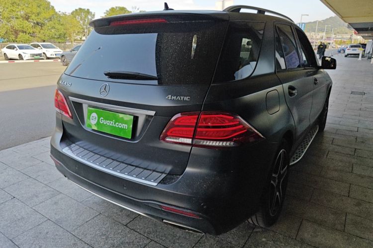 奔驰GLE 2016款 GLE 450 AMG 4MATIC车身外观7
