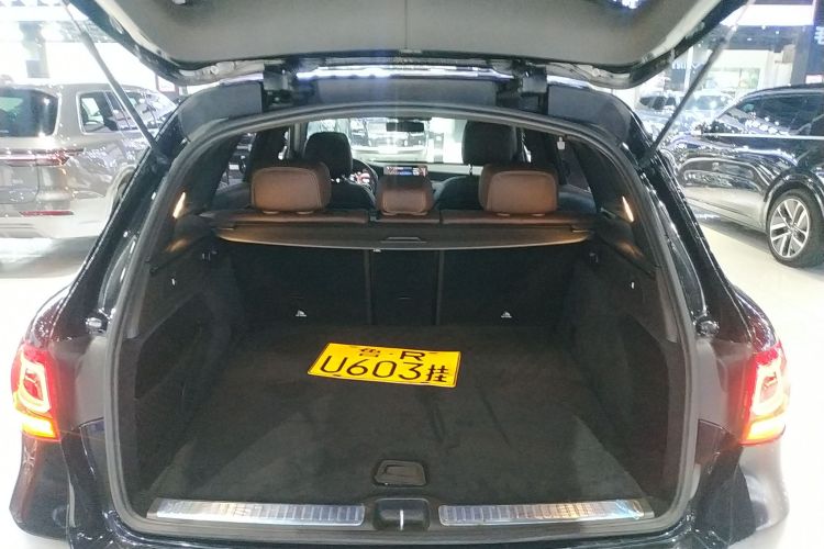 奔驰GLC 2020款 GLC 260 L 4MATIC 豪华型局部细节23