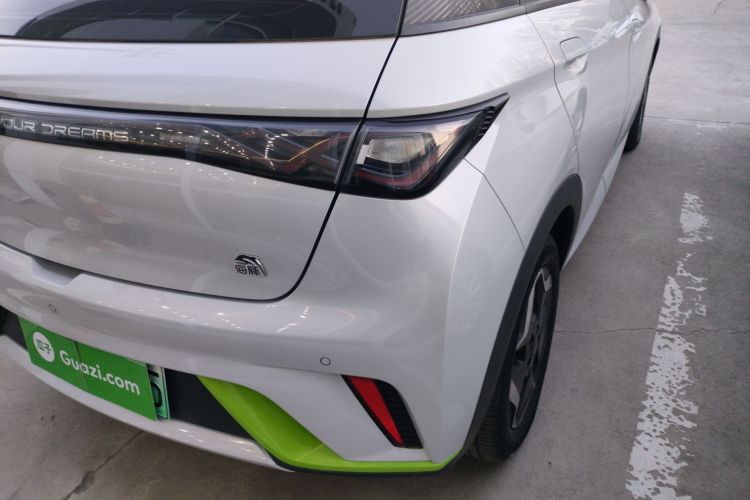 比亚迪 海豚 2021款 405km 时尚版车身外观9