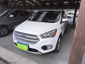 福特 翼虎 2017款 EcoBoost 245 四驱铂翼型