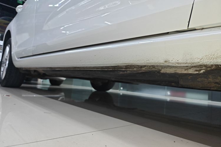 大众 高尔夫 2017款 230TSI 自动舒适百万辆纪念版局部细节9001