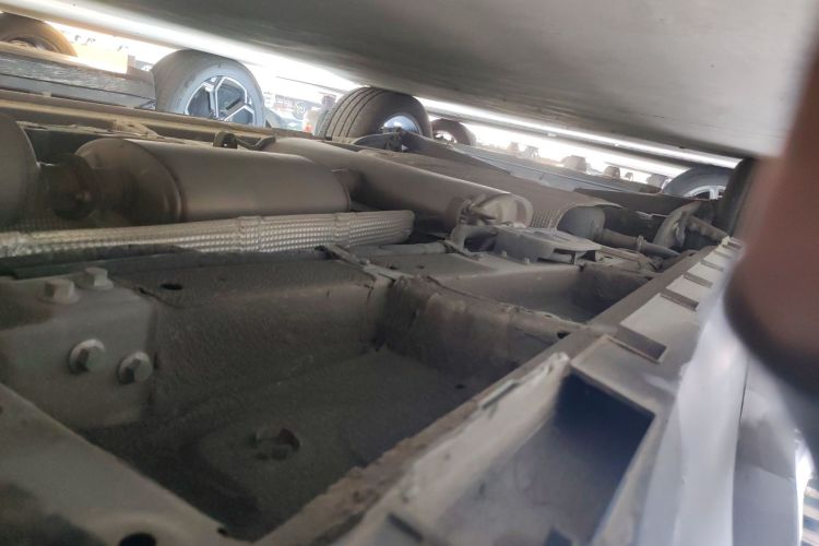 吉利汽车 豪越L 2024款 2.0T DCT尊贵型局部细节9001