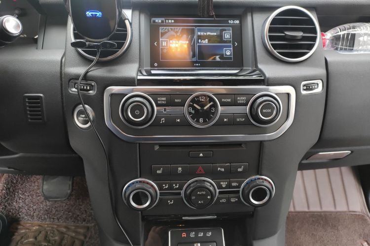 路虎 发现 2016款 3.0 SC 曜黑典藏版 SE中控内饰16