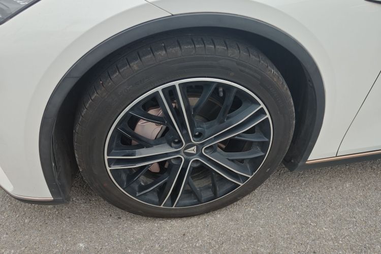 深蓝汽车 深蓝SL03 2022款 515纯电版车身外观6007