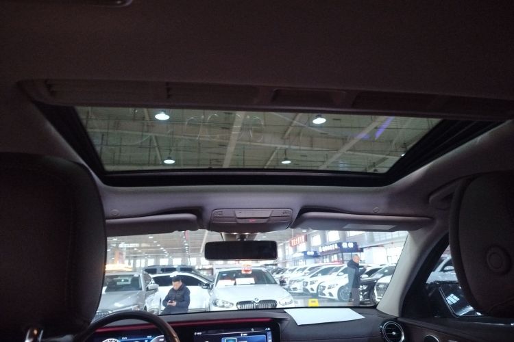 奔驰E级 2018款 改款 E 200 L局部细节22