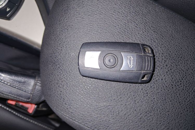 宝马X1 2014款 sDrive18i 时尚型中控内饰11