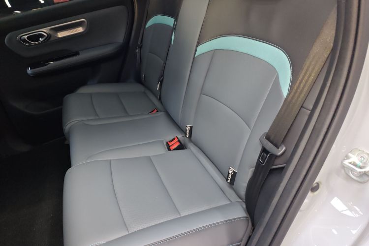 埃安 AION Y 2022款 Plus 70 智领版中控内饰21