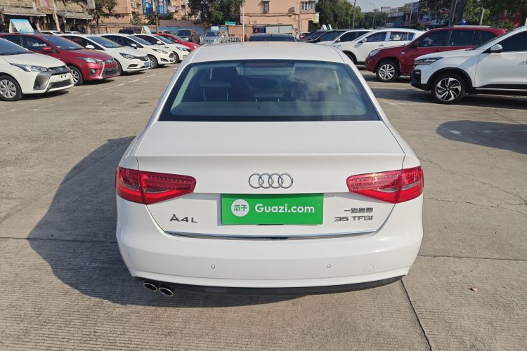 奥迪A4L 2015款 35 TFSI 自动舒适型车身外观6